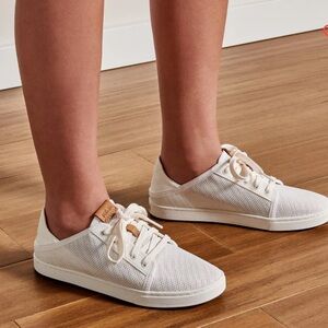 OluKai Pehuea Li Women's Sz 8.5, GUC